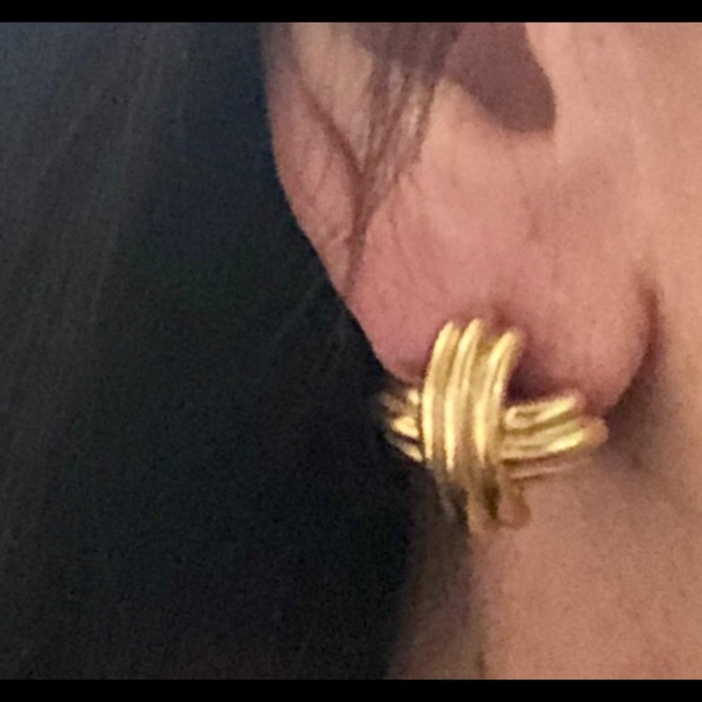 🎉3XHP🎉Iconic Vintage Tiffany 18K Earrings - Picture 6 of 7